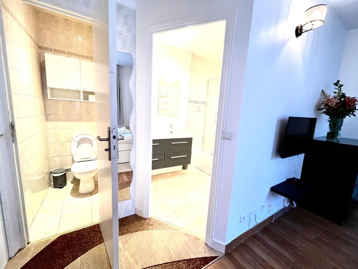 Cosy Appartment In The Marais District ปารีส ภายนอก รูปภาพ